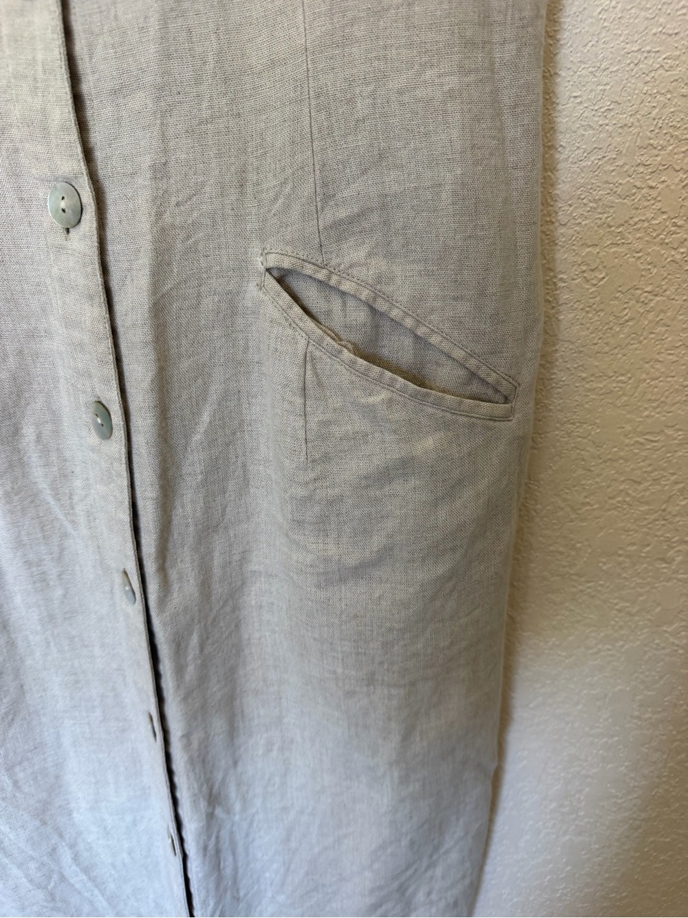 Vintage Worthington linen blend Sleeveless Button-Front Midi Dress in Beige - Picture 7 of 11